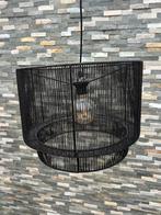 Zwarte Hanglamp Kwantum, Huis en Inrichting, Lampen | Hanglampen, Ophalen of Verzenden, Zo goed als nieuw, Metaal, Minder dan 50 cm