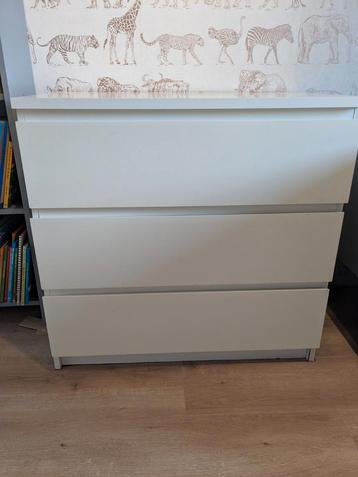 IKEA Malm Ladekast beschikbaar voor biedingen