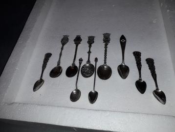 10 ANTIEKE HOLL ZILVEREN KOFFIE/THEELEPELS ( gewicht 65,5 gr beschikbaar voor biedingen