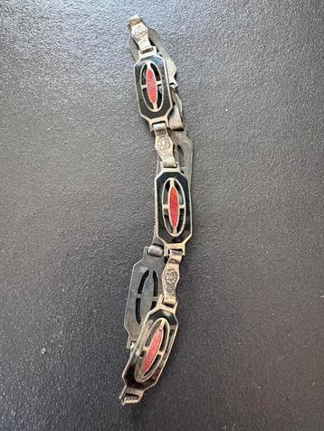 Vintage armband beschikbaar voor biedingen