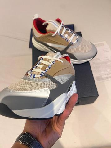 Dior B30. Maat 43 beschikbaar voor biedingen