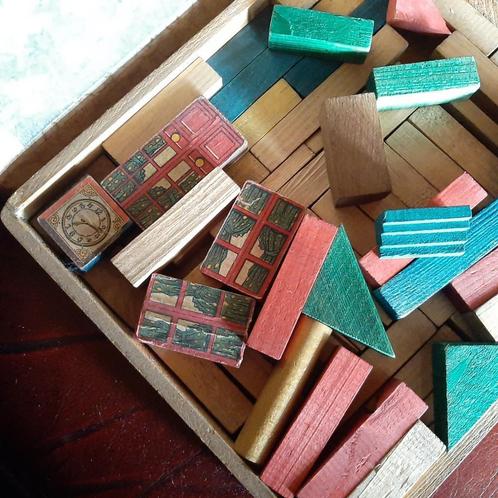 Blokkendoos uit 1954., Antiek en Kunst, Curiosa en Brocante, Ophalen of Verzenden