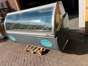 Horeca ijsvitrine orion  schepijsvitrine 24 bskken ijssalon beschikbaar voor biedingen