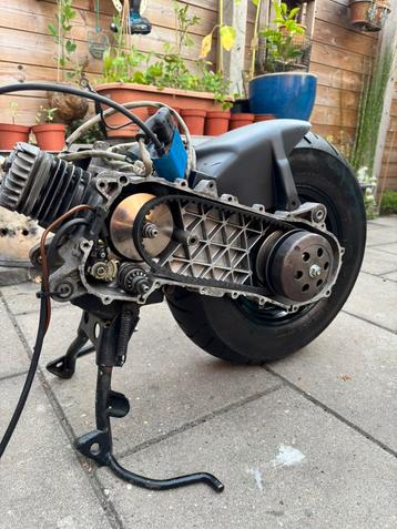 Piaggio/Gilera Typhoon/NTT 50cc 2 takt blok beschikbaar voor biedingen