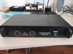 Krachtige König AMP2400 Versterker, Gebruikt, 120 watt of meer, Stereo, Ophalen