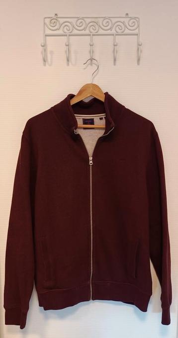 Superdry vest XL, kleur aubergine.
Gedragen maar nog goed. beschikbaar voor biedingen