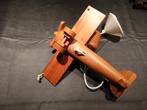 Kinderlamp van hout ( vliegtuig), Huis en Inrichting, Lampen | Hanglampen, Ophalen of Verzenden, Hout, Minder dan 50 cm