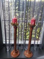 2 hoge kandelaars/kaarsenhouders., Ophalen, Zo goed als nieuw, Hout, 50 tot 75 cm