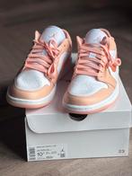 AIR JORDAN 1 LOW, Kleding | Dames, Schoenen, Ophalen of Verzenden, Nieuw, Overige kleuren, Sneakers of Gympen