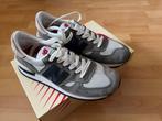 New Balance MADE in USA 990 M990WG1 41.5, Ophalen of Verzenden, New balance, Zo goed als nieuw, Sneakers of Gympen