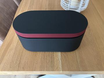 Dyson airwrap opberg box doos case zwart bordeauxrood beschikbaar voor biedingen