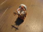 mooi antiek miniatuur porselein/goud kinderwagen met popje, Antiek en Kunst, Verzenden