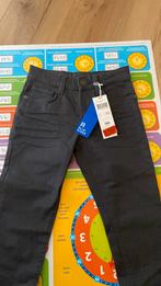 Kinderbroek spijkerbroek met prijskaartje 134 -8/10 jaar, Kinderen en Baby's, Kinderkleding | Maat 134, Nieuw, WE, Jongen of Meisje