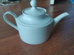 Wit porseleinen theepot ca. 14 cm hoog, Huis en Inrichting, Overige typen, Ophalen of Verzenden, Zo goed als nieuw, Effen