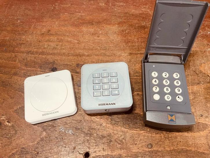 Codeschakelaar Hörmann 868 bs klavier code schakelaar, Doe-het-zelf en Verbouw, Deuren en Horren, Gebruikt, Garagedeur, 200 tot 215 cm