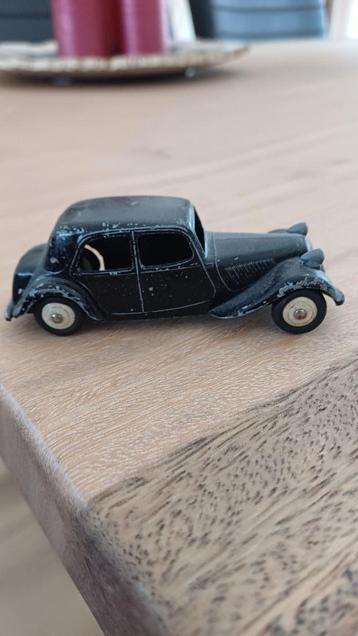 dinky toys citroen 11 BL, no.24N (2) beschikbaar voor biedingen