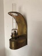 Twee olielampen voor aan de muur, Antiek en Kunst, Antiek | Lampen, Ophalen of Verzenden