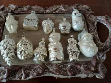 Lotje oude glazen kerstballen beschikbaar voor biedingen