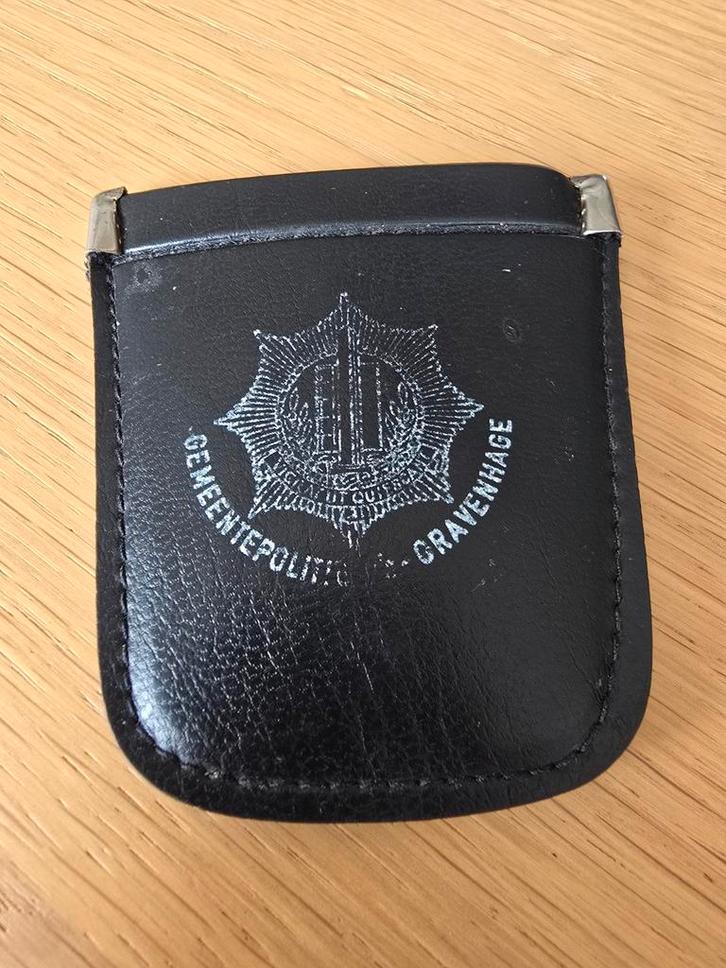 Antieke portemonnee gemeente politie Den Haag €4, Sieraden, Tassen en Uiterlijk, Portemonnees, Zo goed als nieuw, Leer, Ophalen of Verzenden