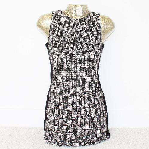 Mooie Drykorn Jurk - 84 (Maat 3|M) € 75,-, Kleding | Dames, Jurken, Zo goed als nieuw, Maat 38/40 (M), Boven de knie, Ophalen of Verzenden