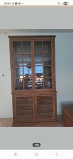 Houten vitrinekast met glazen deuren, Ophalen, 100 tot 150 cm, Glas, Landelijk