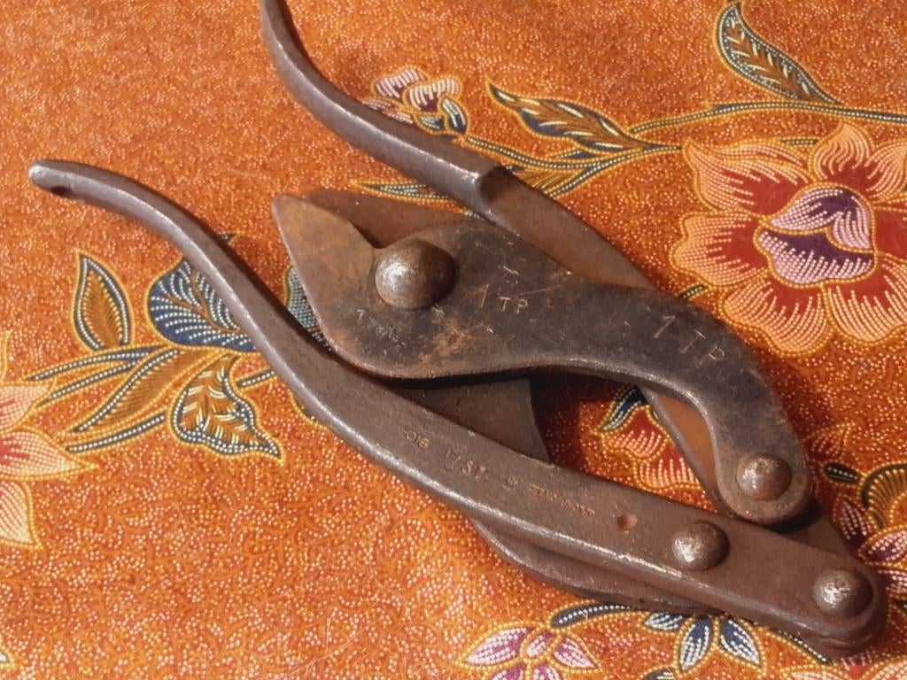 Originele oude Engelse militaria draadtang van Wilkinsons., Ophalen of Verzenden