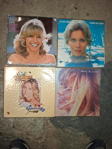 Olivia Newton John beschikbaar voor biedingen
