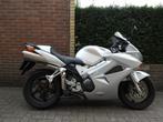 Honda VFR 800– Sportieve allrounder voor een scherpe prijs, Motoren, 4 cilinders, Motorrijbewijs A, Bedrijf, Meer dan 35 kW