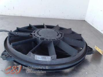 Koelvinhuis van een Peugeot Partner beschikbaar voor biedingen