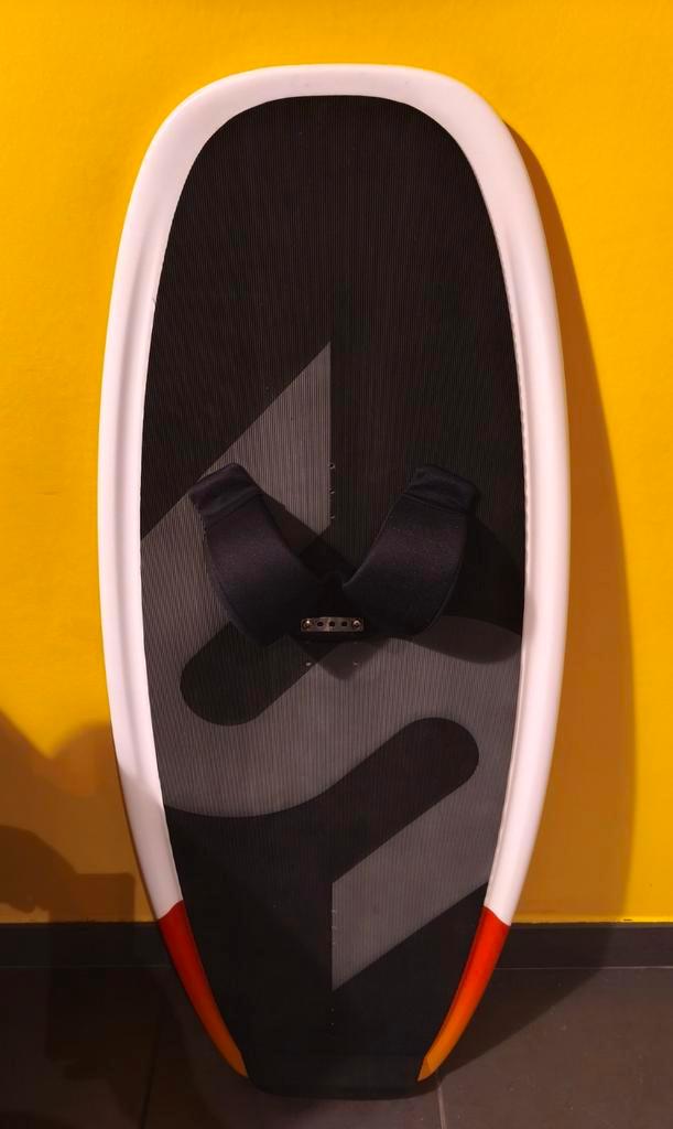 Slingshot Dwarfcraft v4 - 120 cm - foilboard, Watersport en Boten, Kitesurfen, Zo goed als nieuw, Foil, Ophalen