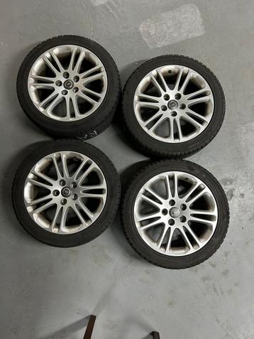 Originele Opel Velgen lichtmetalen 18 inch met winterbanden beschikbaar voor biedingen