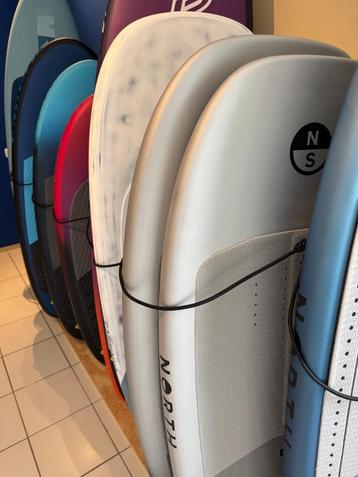 Wingfoil Sale - Diverse overjarige wings en wingboards beschikbaar voor biedingen