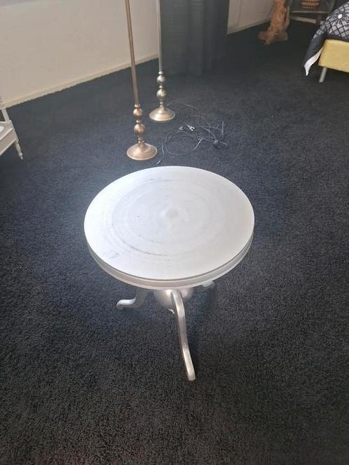 Salon tafel  zilver/grijs, Huis en Inrichting, Tafels | Bijzettafels, Zo goed als nieuw, Rechthoekig, 75 cm of meer, Hout, Ophalen