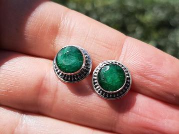 925 zilveren oorbellen / oorknopjes ruwe smaragd - Vanoli