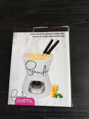 Gusta kaas en chocolade fondueset beschikbaar voor biedingen