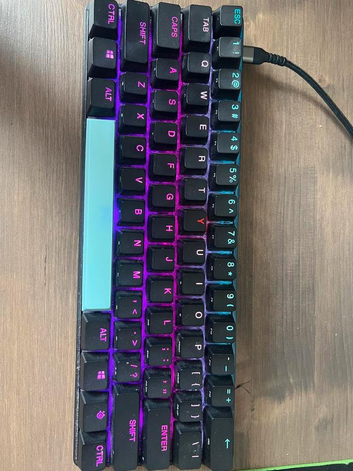Steelseries Apex Pro Mini - 60% Omnipoint, Computers en Software, Toetsenborden, Gebruikt, Qwerty, Bedraad, Gaming toetsenbord