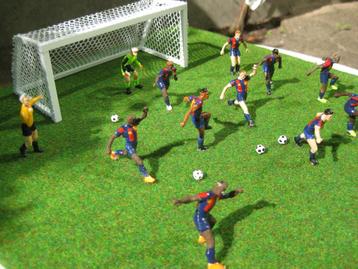 FC BARCELONA beschikbaar voor biedingen
