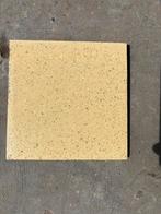 Authentieke jaren ‘30 wandtegels 15x15 cm, geel met spikkel, Doe-het-zelf en Verbouw, Tegels, Ophalen, Minder dan 20 cm, Zo goed als nieuw