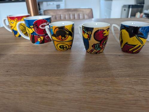 Corneille servies, Huis en Inrichting, Keuken | Servies, Zo goed als nieuw, Overige stijlen, Porselein, Ophalen