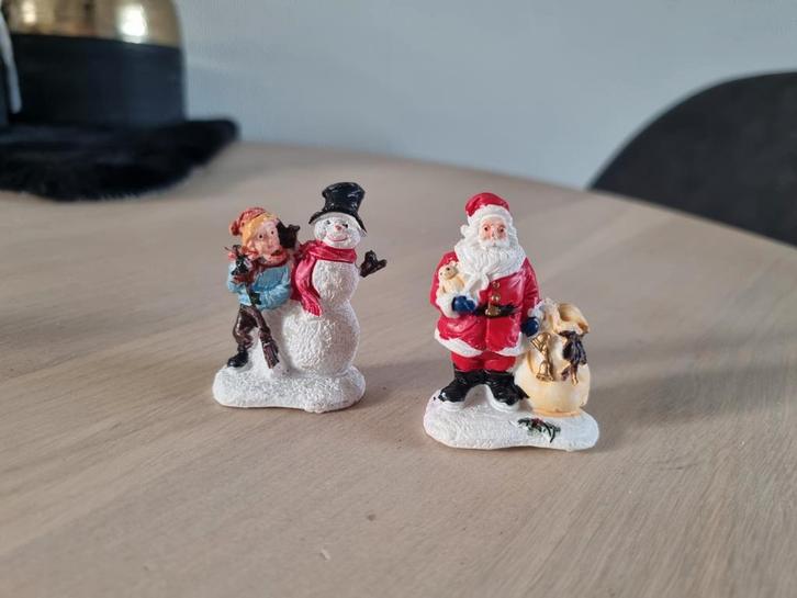2 kerstdorp poppetjes, Diversen, Kerst, Zo goed als nieuw, Ophalen of Verzenden
