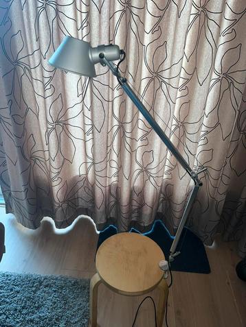 Artemide Tolomeo (M. De Lucci G. Fassina) beschikbaar voor biedingen