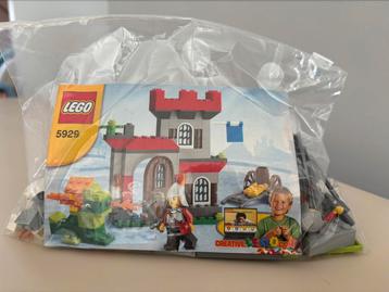 LEGO 5929 - kasteel met draak beschikbaar voor biedingen