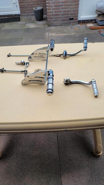 Forward controls Intruder 1500 Gebruikt beschikbaar voor biedingen