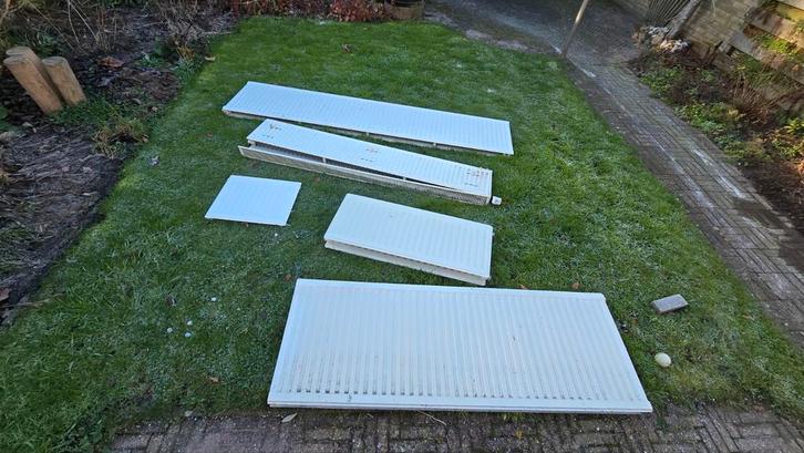 Diverse radiatoren - verschillende maten, Doe-het-zelf en Verbouw, Platen en Panelen, Ophalen