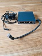 TP-Link 5 port Gigabit Desktop Switch, Computers en Software, Netwerk switches, Ophalen of Verzenden, Gebruikt