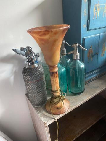 Antieke Brocante Meubels & Spullen beschikbaar voor biedingen