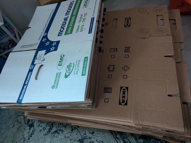 Verhuisdozen, Doe-het-zelf en Verbouw, Kratten en Dozen, Gebruikt, Doos, 50 tot 75 cm, 35 tot 50 cm, 40 tot 60 cm, Ophalen