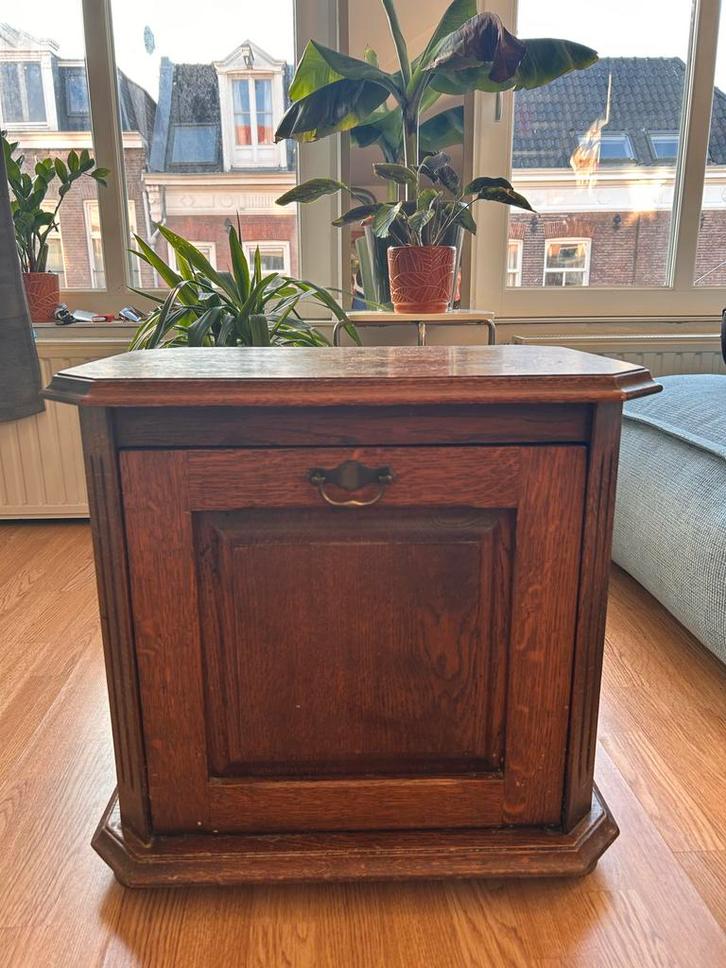 Vintage Houten Bijzetkastje/Nachtkastje, Antiek en Kunst, Antiek | Meubels | Kasten, Verzenden