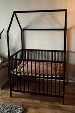 Box met huisje, matras, hoeslaken en boxkleed, Kinderen en Baby's, Boxen, Ophalen, Gebruikt