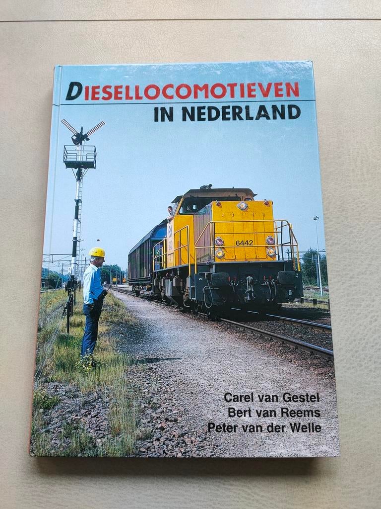 Diesellocomotieven in Nederland - Boek, Boeken, Ophalen of Verzenden, Zo goed als nieuw, Carel van Gestel, Bert van Reems, Peter van der Weille